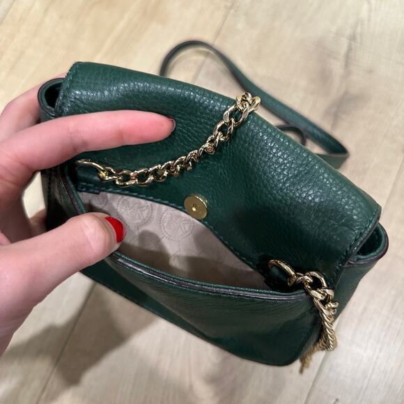 Michael kor crossbody mini green leather handbag - Picture 4 of 7